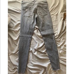 Express low rise cropped jeans